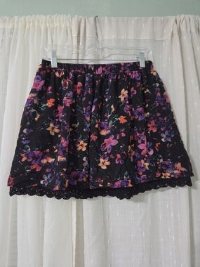 Decree Floral Black Mini Skirt with Lace Trim